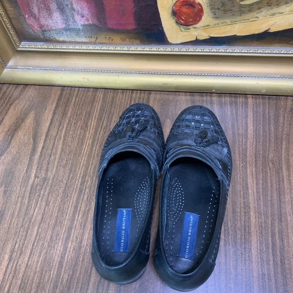 Men's Formal Pumps - Picture 2 of 2